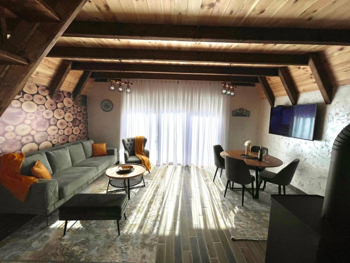 Lux Villas Zabljak Exteriör bild