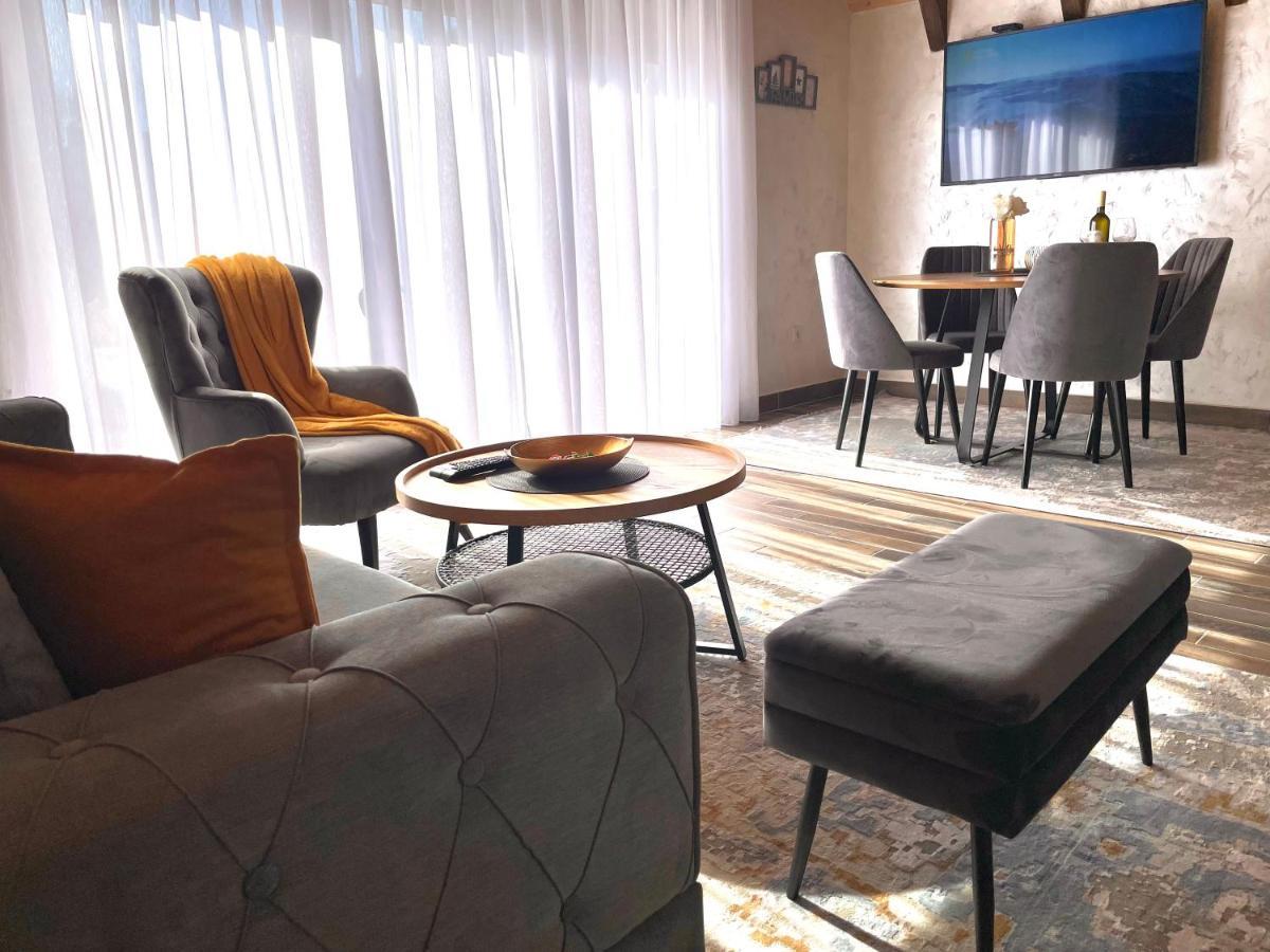 Lux Villas Zabljak Exteriör bild