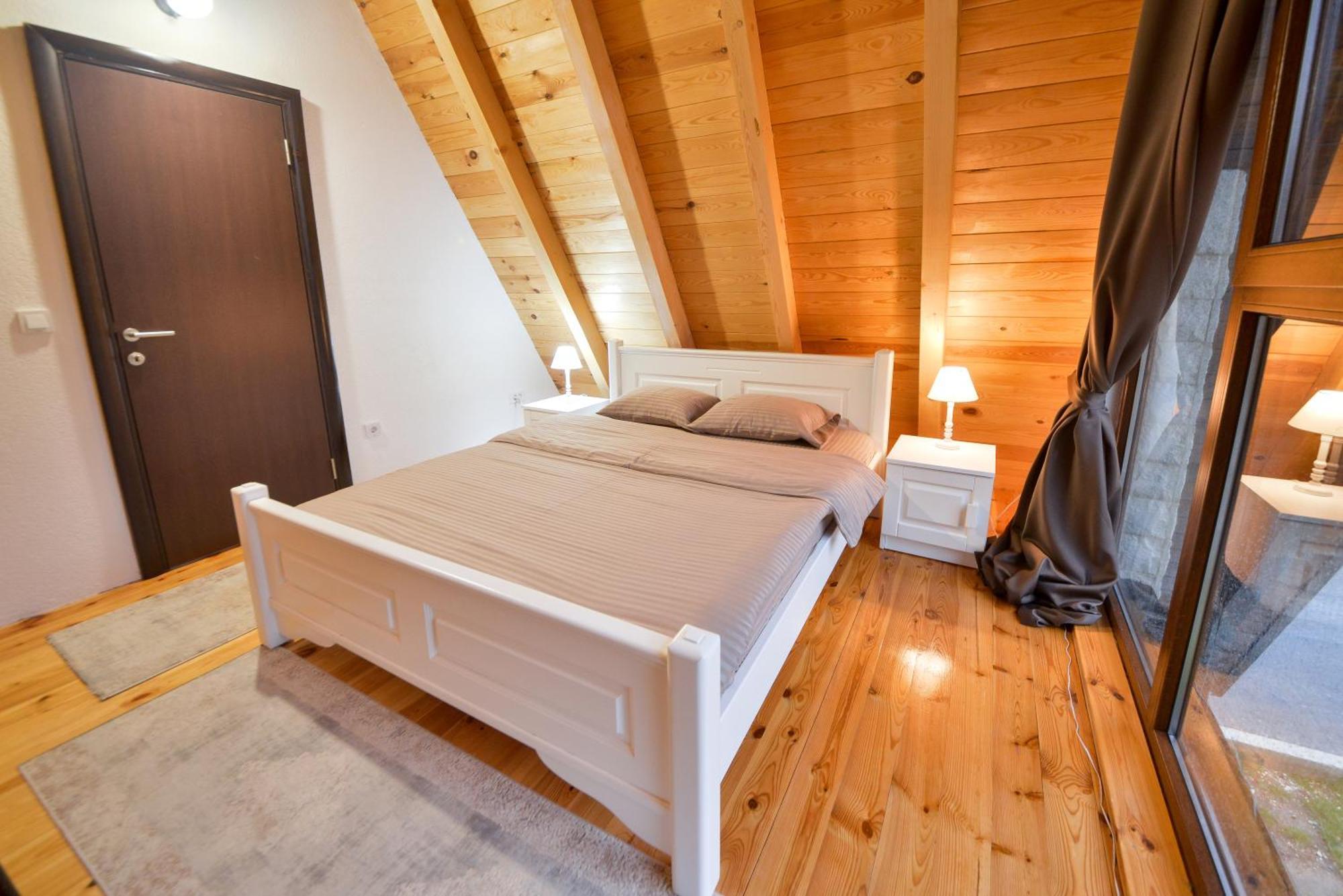 Lux Villas Zabljak Exteriör bild