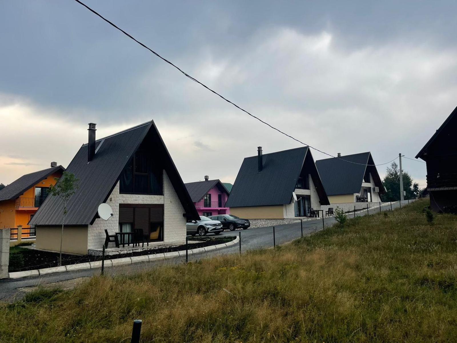 Lux Villas Zabljak Exteriör bild