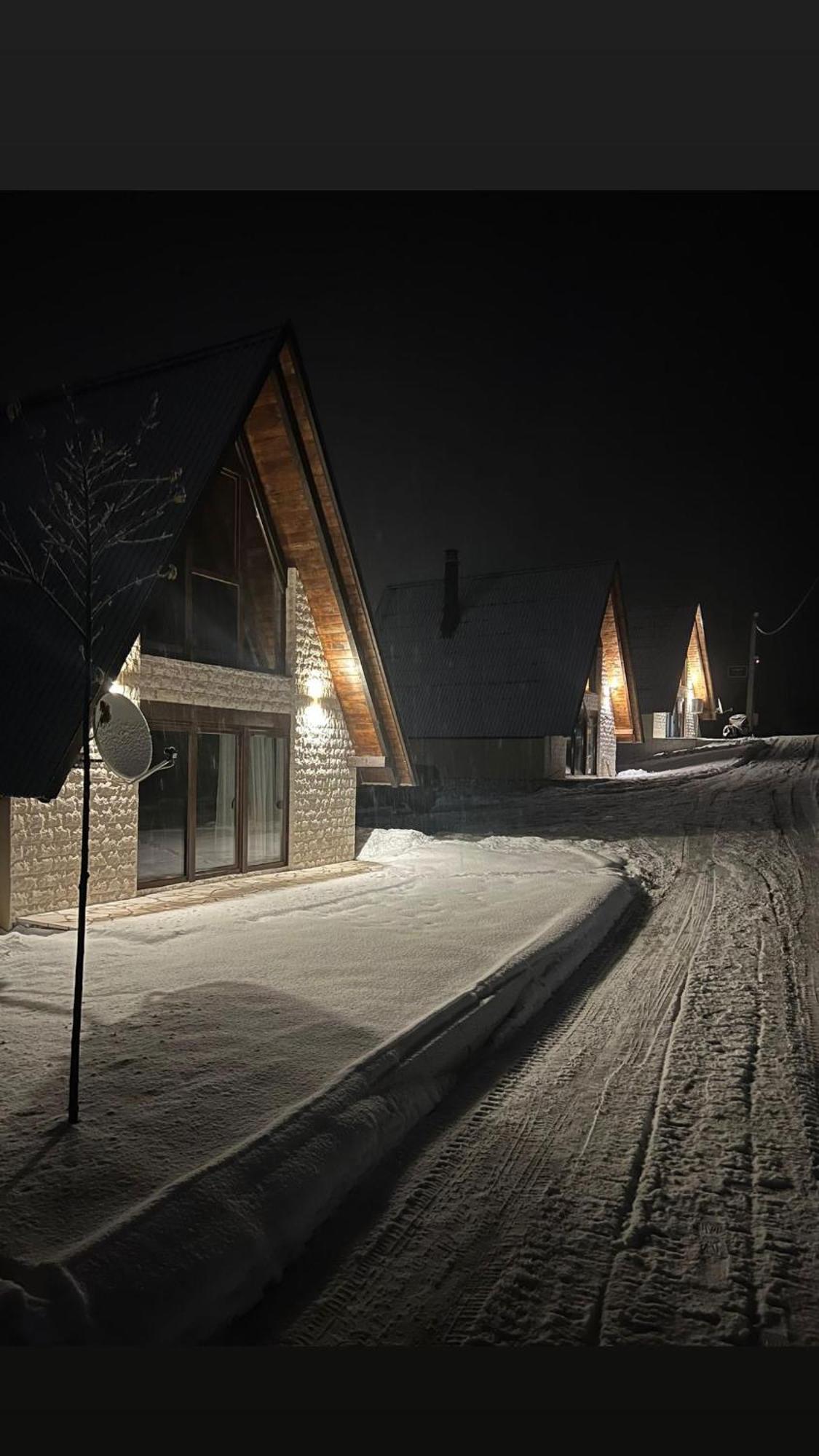 Lux Villas Zabljak Exteriör bild